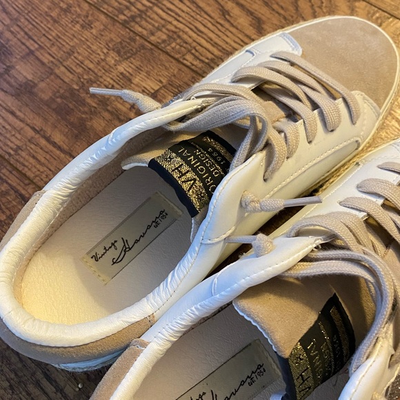 Vintage Havana Sneakers - Picture 3 of 5